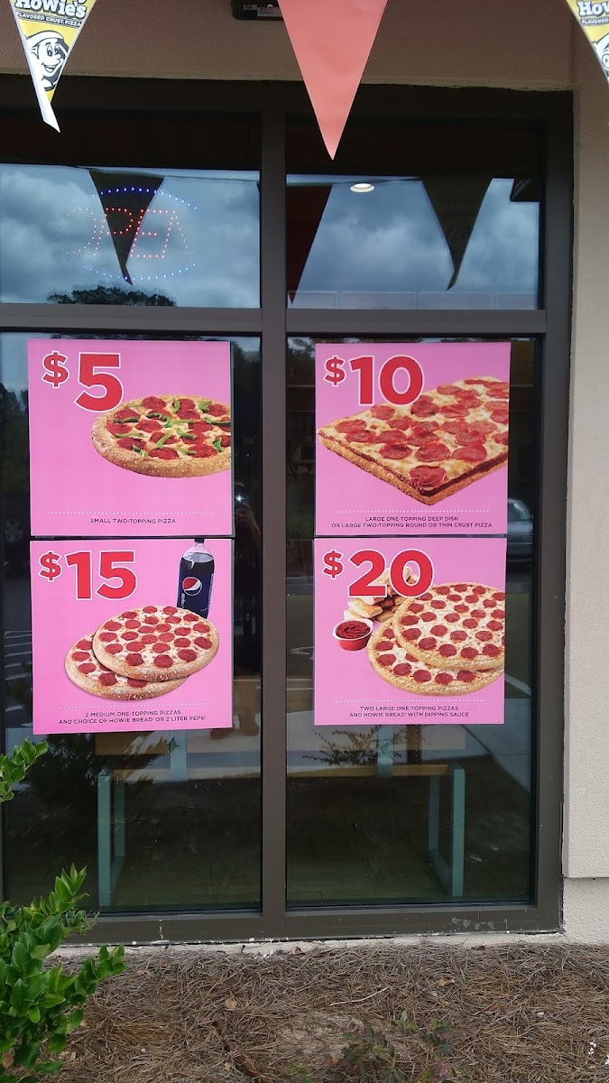 Hungry Howie's Pizza Menu-10